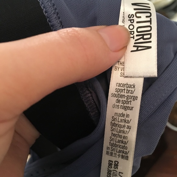 Victoria Secret sports bra - Picture 3 of 3
